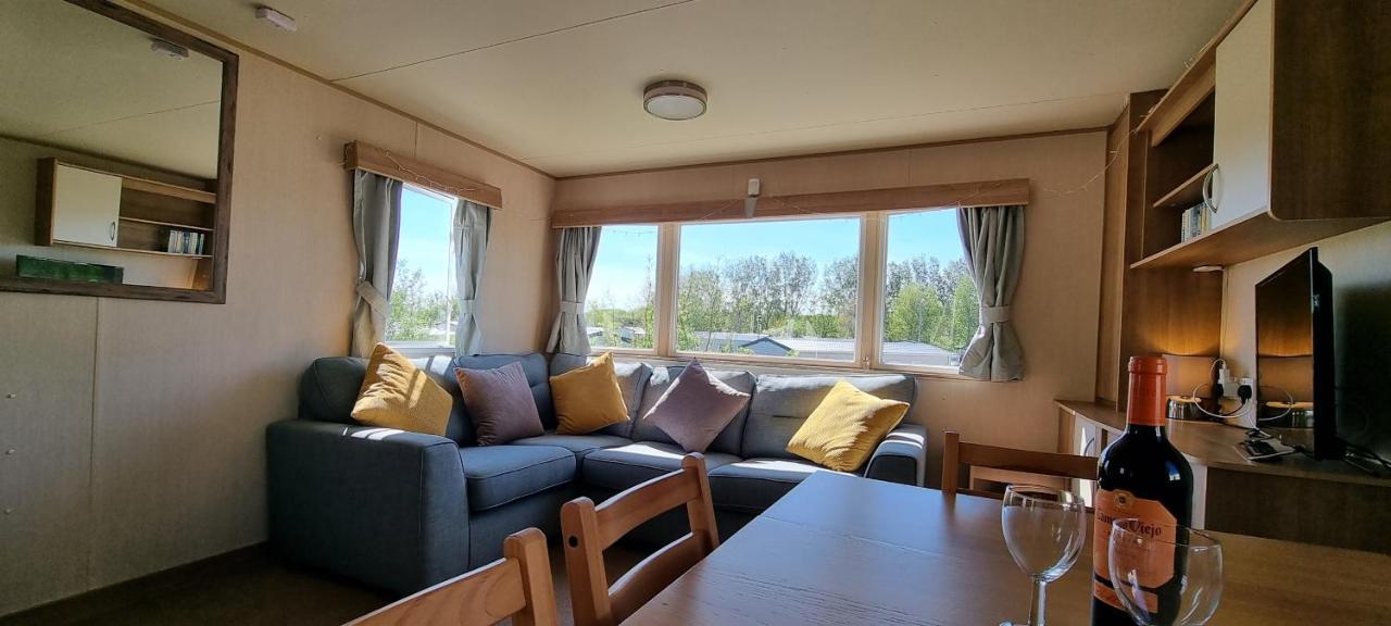 Holiday Caravan, Sleeps 6 - Hastings Holidays Hollington  Exterior photo